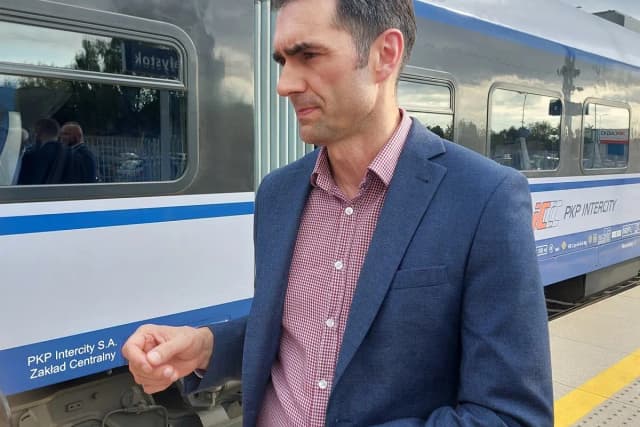 Z którego peronu odjedzie pociąg? Sprawdź, aby uniknąć opóźnień